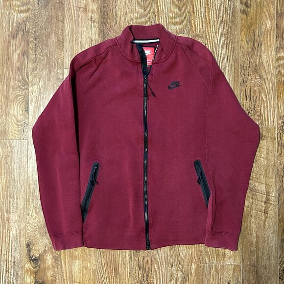 Nike Tech Fleece - Picture 1 of 1